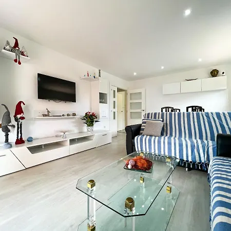 Apartment Vivalidays Lora - *